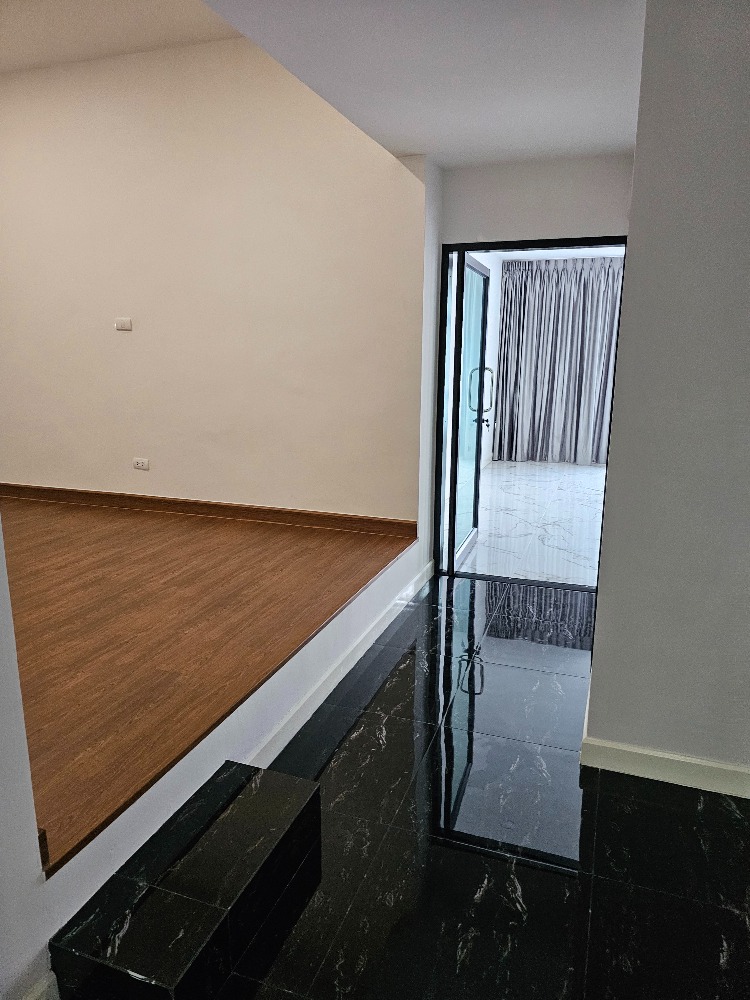 For RentHouseBangna, Bearing, Lasalle : Blue Lagoon 2 Bangna-Wongwaen : Blue Lagoon 2 Bangna-Wongwaen, Bangkok