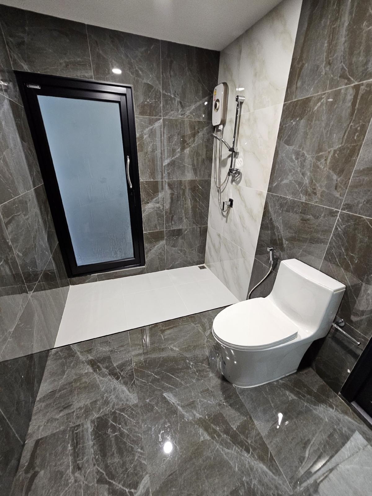 For RentHouseBangna, Bearing, Lasalle : Blue Lagoon 2 Bangna-Wongwaen : Blue Lagoon 2 Bangna-Wongwaen, Bangkok