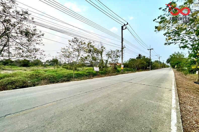 For SaleLandPathum Thani,Rangsit, Thammasat : Land for sale 4 rai 3 ngan 49 square wah, Thetsaban 6 Road, Sam Khok District, Pathum Thani.