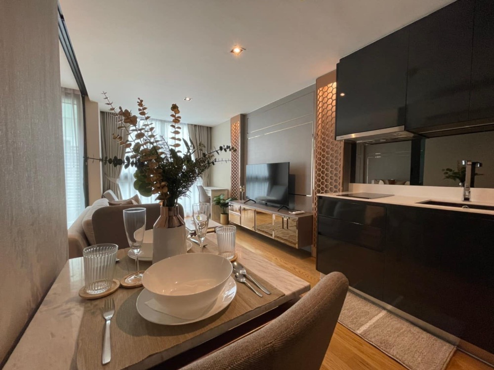 ขายคอนโดสยาม จุฬา สามย่าน : Altitude Define【𝐒𝐄𝐋𝐋 & 𝐑𝐄𝐍𝐓】🔥ห้องสุดหรู ตกแต่งสวยงาม ใหม่เอี่ยม โปร่ง น่าอยู่ เฟอร์นิเจอร์ครบ ใกล้ MRT สามย่าน  🔥ติดต่อไลน์ไอดี: @hacondo