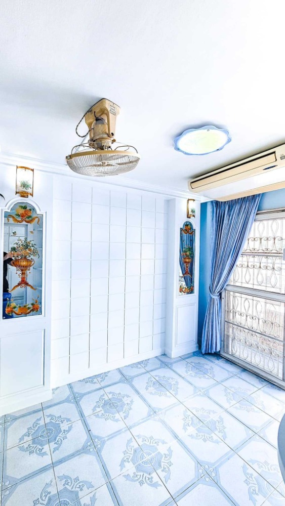 For SaleCondoSapankwai,Jatujak : ✅ S-TWD2101 ✅ Line : @p2nproperty