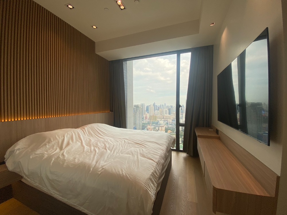 For RentCondoWitthayu, Chidlom, Langsuan, Ploenchit : For rent, 1 bedroom, high floor 35+