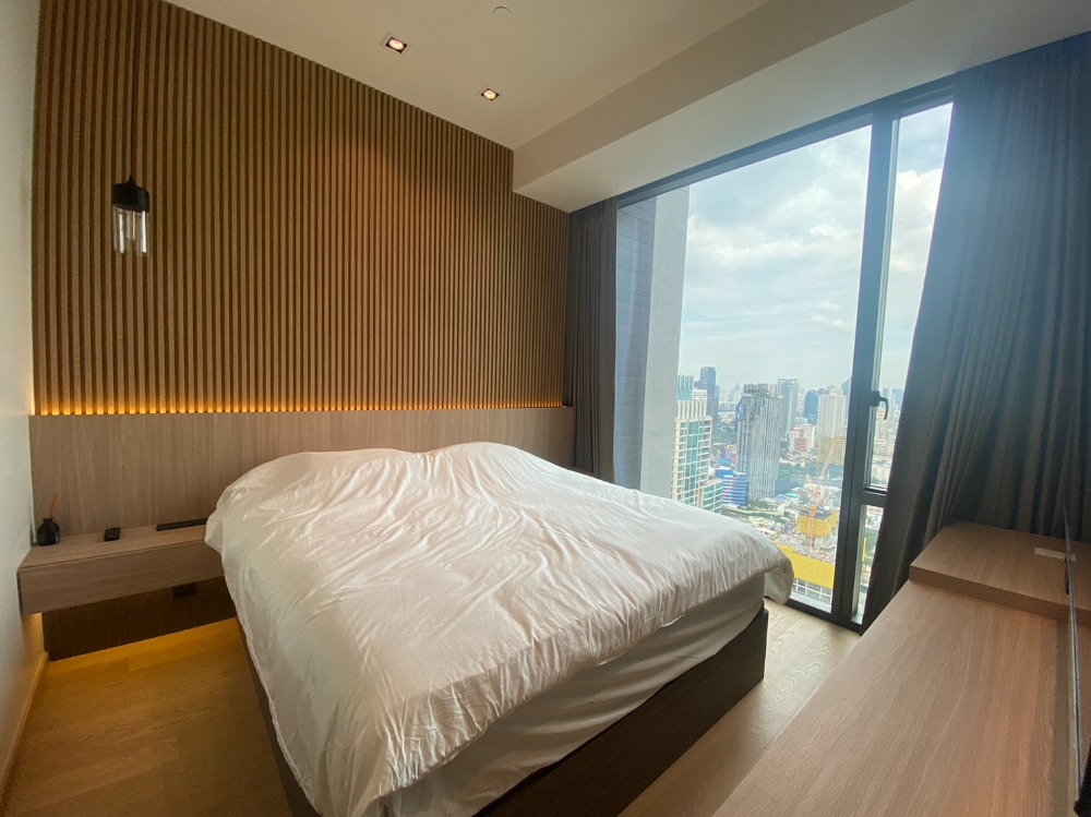 For RentCondoWitthayu, Chidlom, Langsuan, Ploenchit : For rent, 1 bedroom, high floor 35+