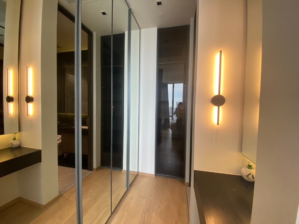 For RentCondoWitthayu, Chidlom, Langsuan, Ploenchit : For rent, 1 bedroom, high floor 35+