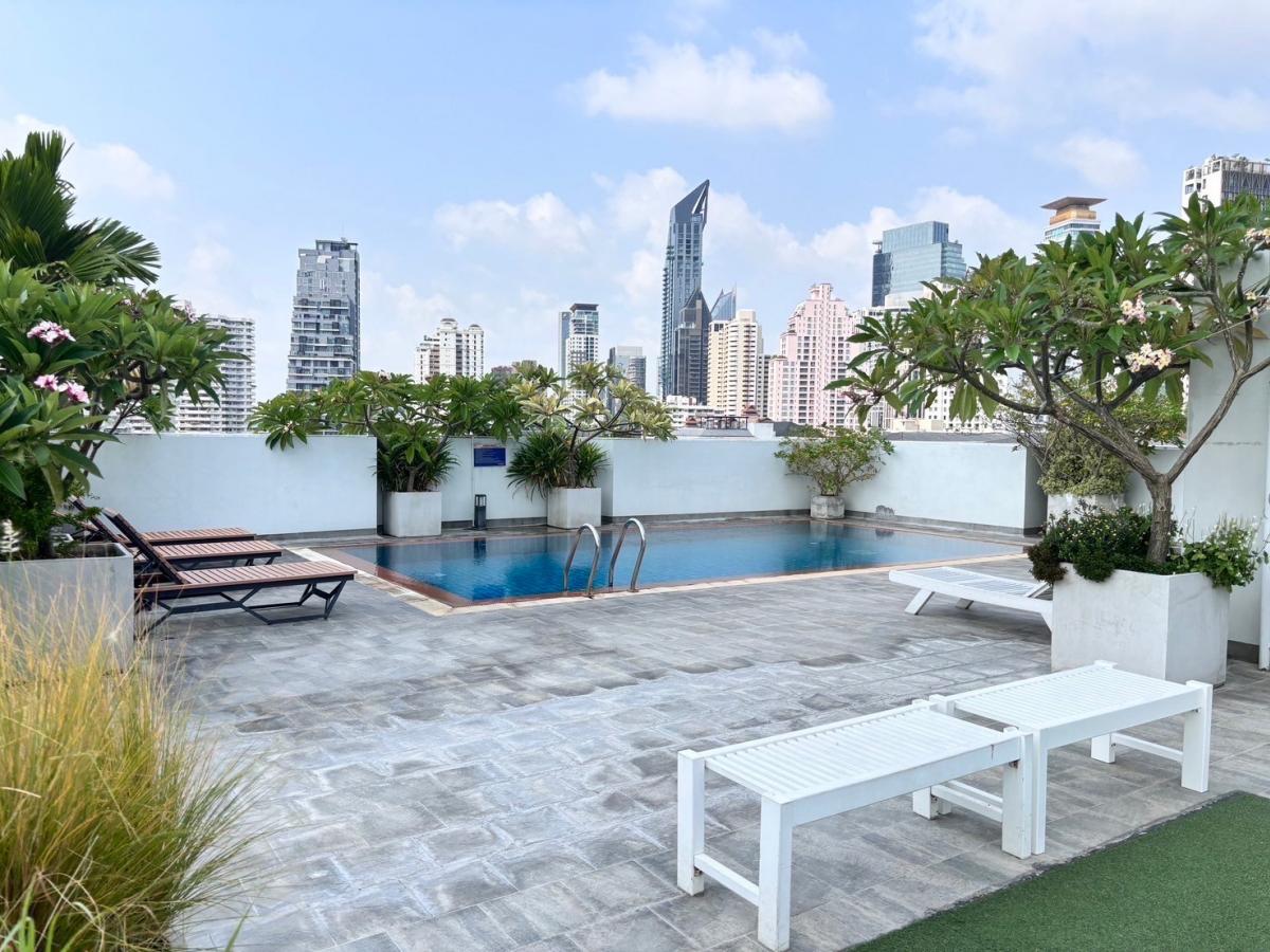 For RentCondoSukhumvit, Asoke, Thonglor : 39 Suites condominium, 3 bed, 55000 per month