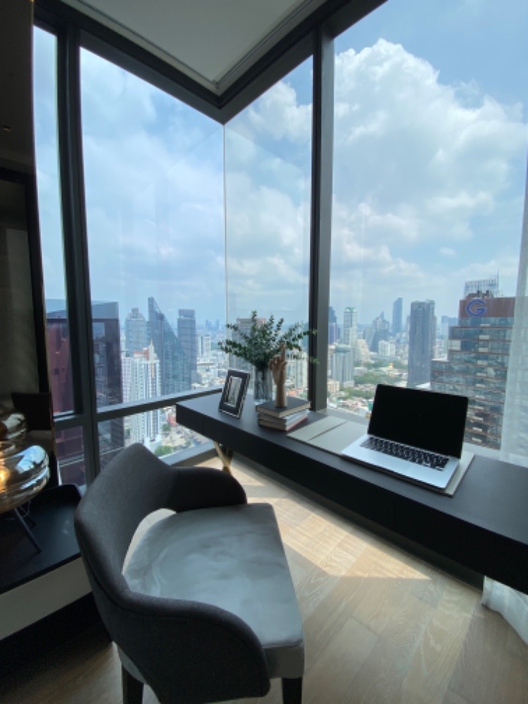 ขายคอนโดสีลม ศาลาแดง บางรัก : Ashton Silom 1 นอนห้องใหญ่ แต่งครบ พร้อมเครื่องใช้ไฟฟ้า ส่วนกลางฟรี 3 ปี ฟรี Service ทำความสะอาดห้อง 3 ปี ห้องตรงจากเซลล์โครงการเท่านั้น…!!!