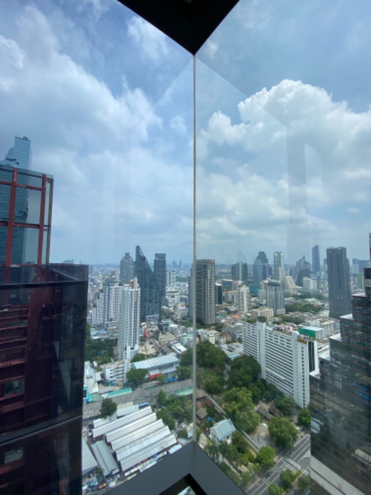 ขายคอนโดสีลม ศาลาแดง บางรัก : Ashton Silom 1 นอนห้องใหญ่ แต่งครบ พร้อมเครื่องใช้ไฟฟ้า ส่วนกลางฟรี 3 ปี ฟรี Service ทำความสะอาดห้อง 3 ปี ห้องตรงจากเซลล์โครงการเท่านั้น…!!!