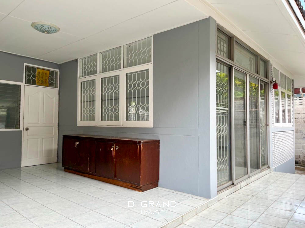 For SaleHouseVipawadee, Don Mueang, Lak Si : Single house, Manita Village 4, Soi Vibhavadi 32, size 41 sq m, 3 minutes to Central Ladprao.