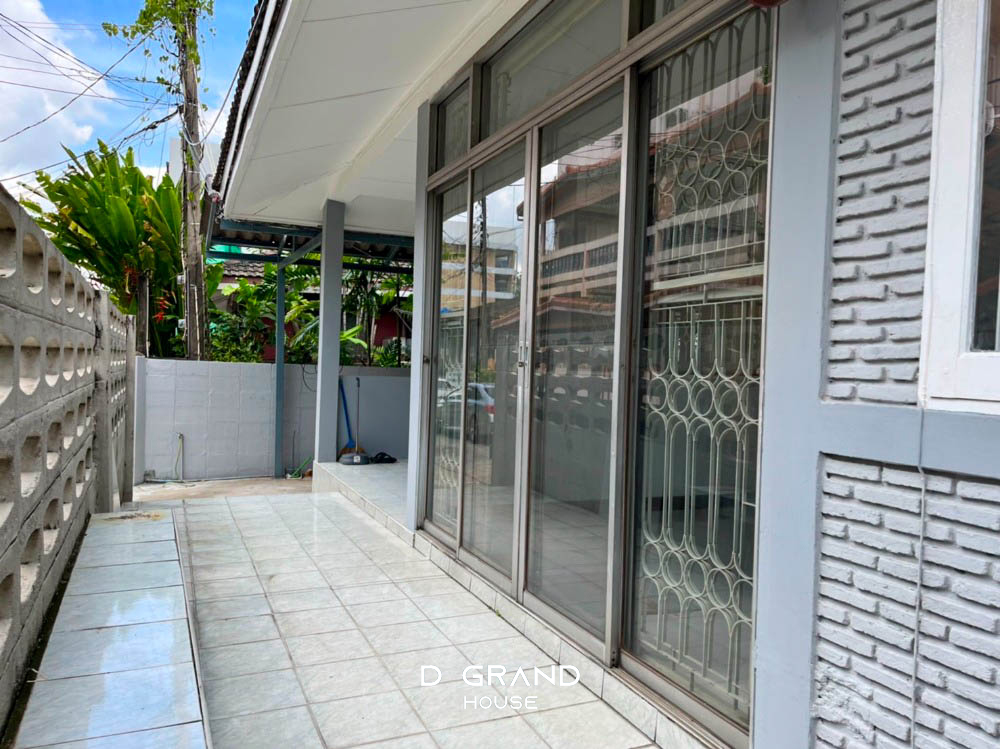 For SaleHouseVipawadee, Don Mueang, Lak Si : Single house, Manita Village 4, Soi Vibhavadi 32, size 41 sq m, 3 minutes to Central Ladprao.