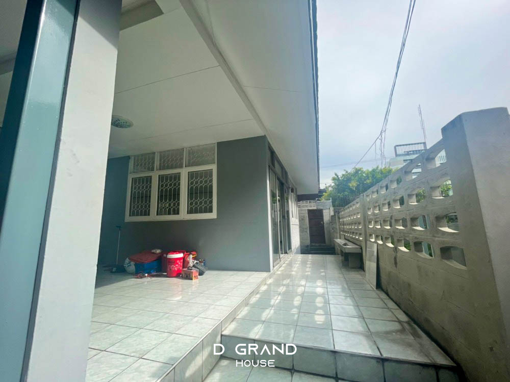 For SaleHouseVipawadee, Don Mueang, Lak Si : Single house, Manita Village 4, Soi Vibhavadi 32, size 41 sq m, 3 minutes to Central Ladprao.