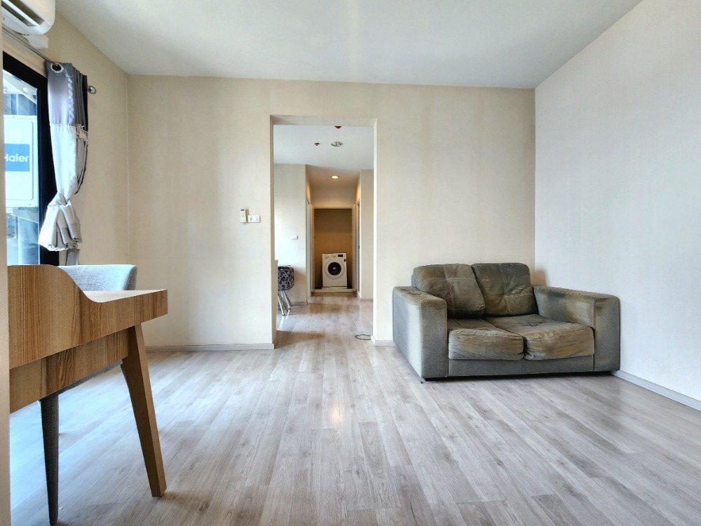 For RentCondoNonthaburi, Bang Yai, Bangbuathong : Status as shown in the cover photo**Room available. Newly renovated** For rent, Plum Condo Central Station Phase 2, new condition, beautiful view, if you want to stay, talk to us. *There is a washing machine SN490.64.819