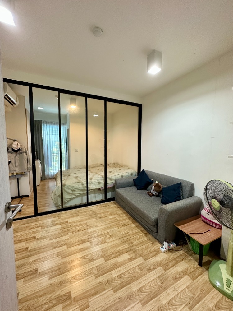For SaleCondoSamut Prakan,Samrong : 🔥Front building/pool view/complete with items With washing machine 🔥 Help with loan service until transfer day 🔥 : Condo for sale, The Cabana, near BTS Samrong 800m