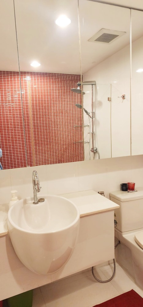 ขายคอนโดรัชดา ห้วยขวาง : ขาย คอนโด Life รัชดาภิเษก-สุทธิสาร 1 ห้องนอน 60 ตรม. ชั้น 11 ห้องมุม ใหญ่ เฟอร์นิเจอร์และเครื่องใช้ไฟฟ้าครบ