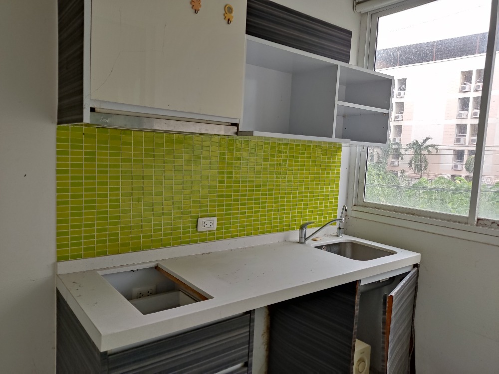 For SaleCondoRatchadapisek, Huaikwang, Suttisan : Condo for sale: Chateau In Town Ratchada 20