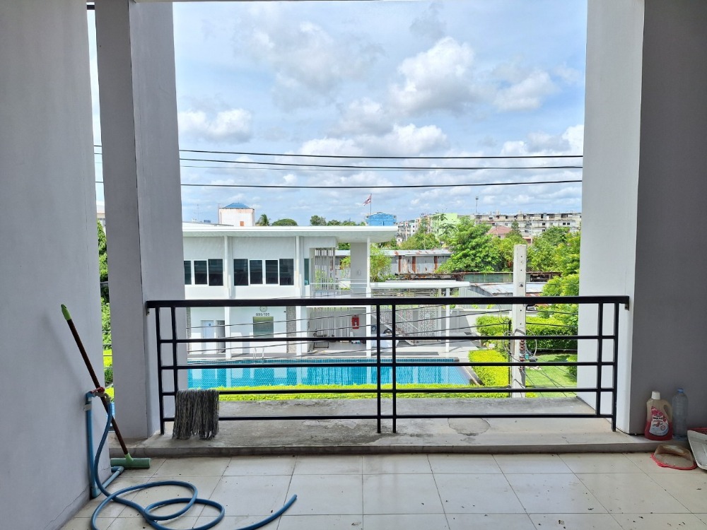 For SaleTownhomeEakachai, Bang Bon : Best price in the project, beautiful house, good condition, 3-story townhomes, The Exclusive Sathon Kanlapapruek, The Exclusive Sathon Kanlapapruek, area 21.4 sq m.