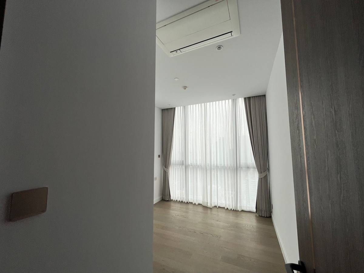 Sale DownCondoSathorn, Narathiwat : 🔥 Rare Item!! Supalai Icon Sathorn - 3 BR- 100.5 sq.m. - 45 Fl.