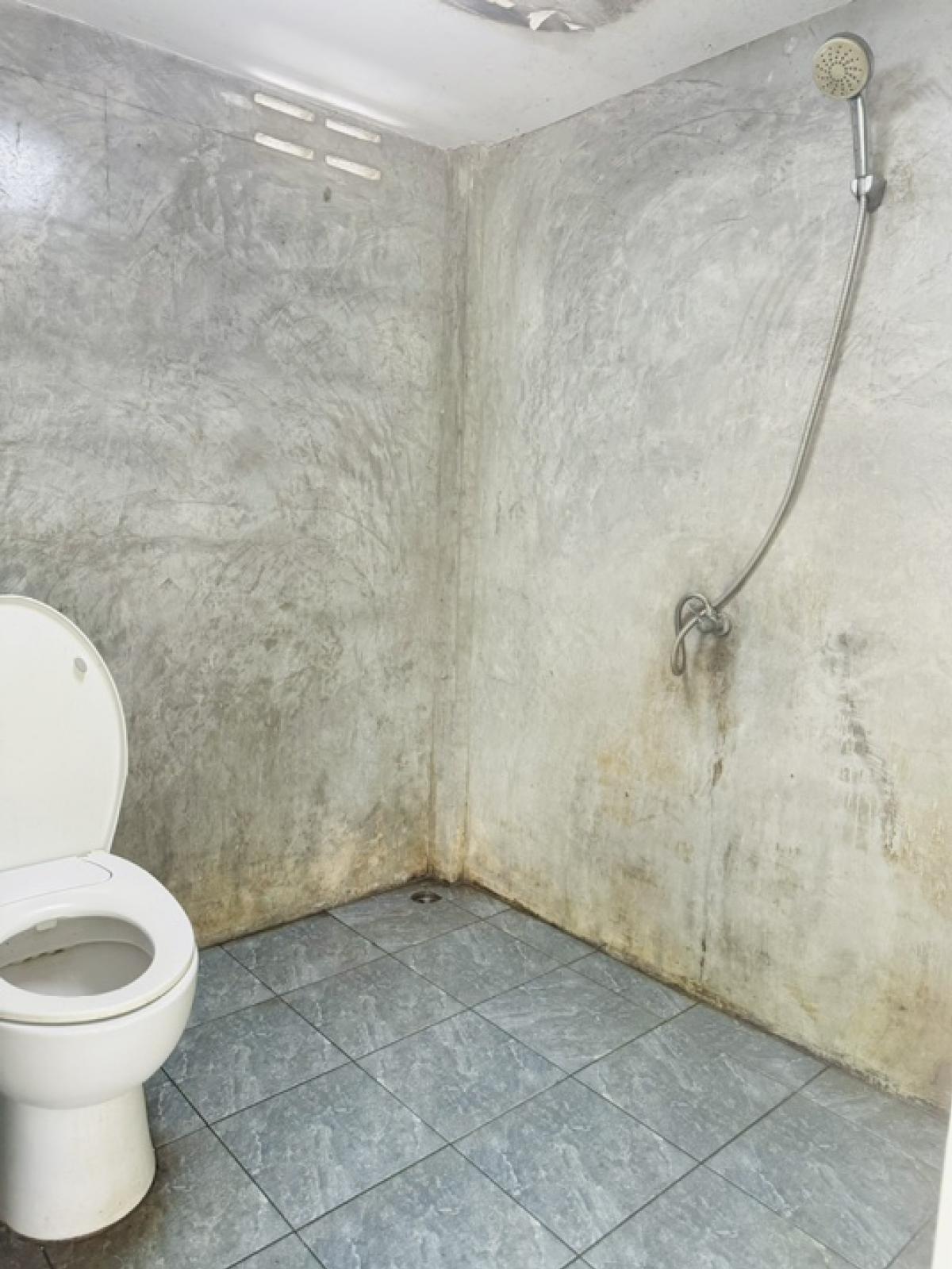 ขายที่ดินโคราช นครราชสีมา : ที่ดินลดราคาถูกมาก ใกล้โรงเรียนวัดสว่างอารมณ์ ต.โคกสูง จ.นครราชสีมา