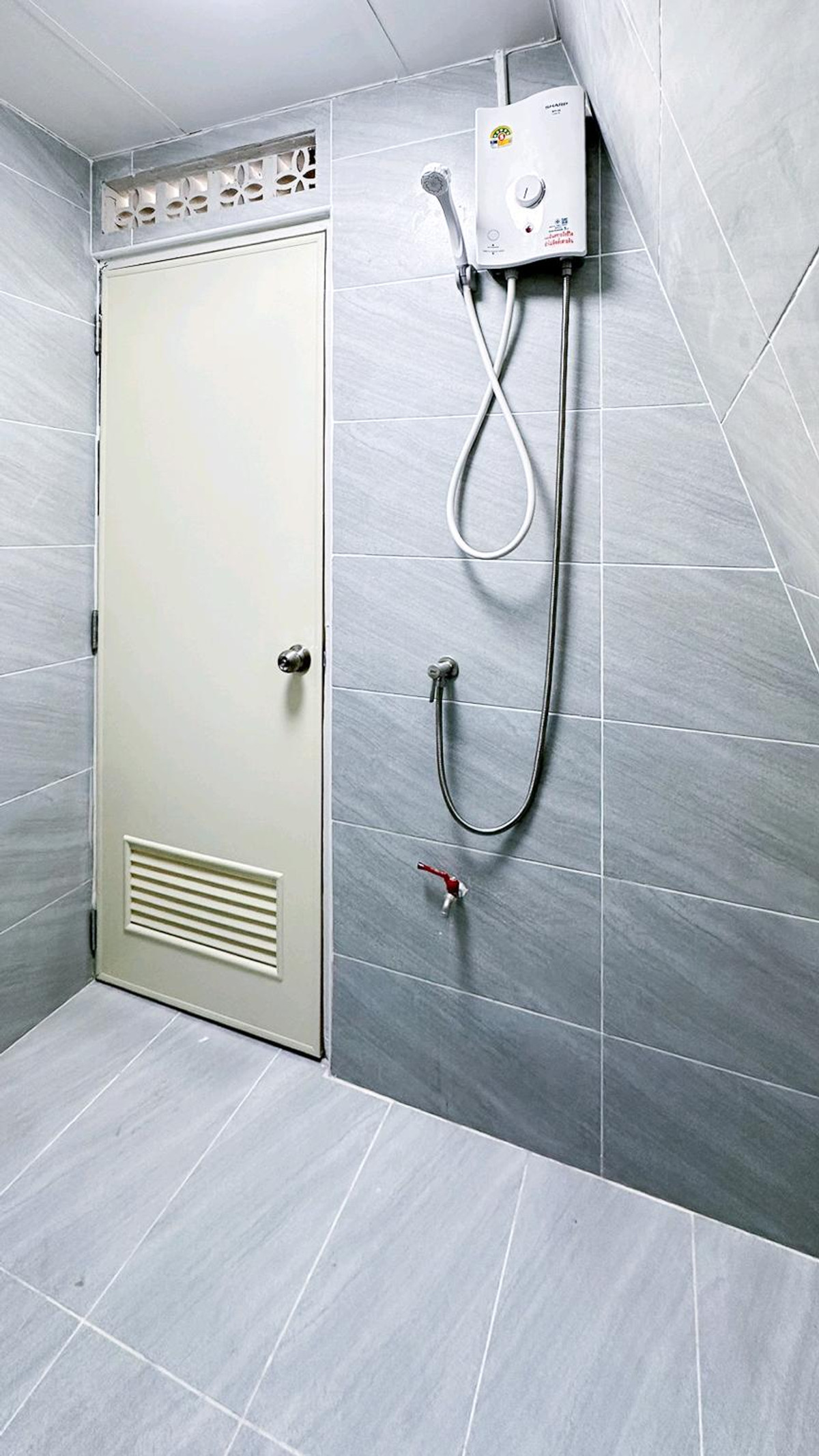 ขายคอนโดเสรีไทย-นิด้า : 💅🏻💅🏻สุขา3 สิจ๊ะทรามเชย 😍😍🌟✨ ราคาดีๆโดนใจ ห้องกว้างสุดลูกหูลูกตาาาา😍🫶🏻🫶🏻❤️❤️