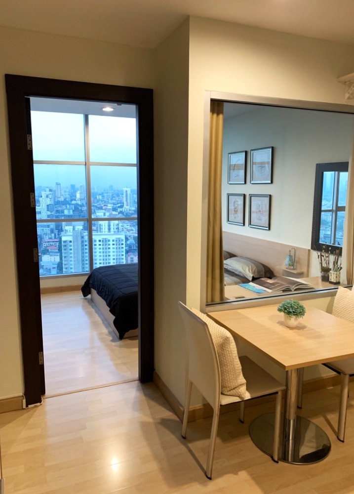For RentCondoRatchadapisek, Huaikwang, Suttisan : (for rent) RHYTHM Ratchada, next to MRT Ratchadaphisek