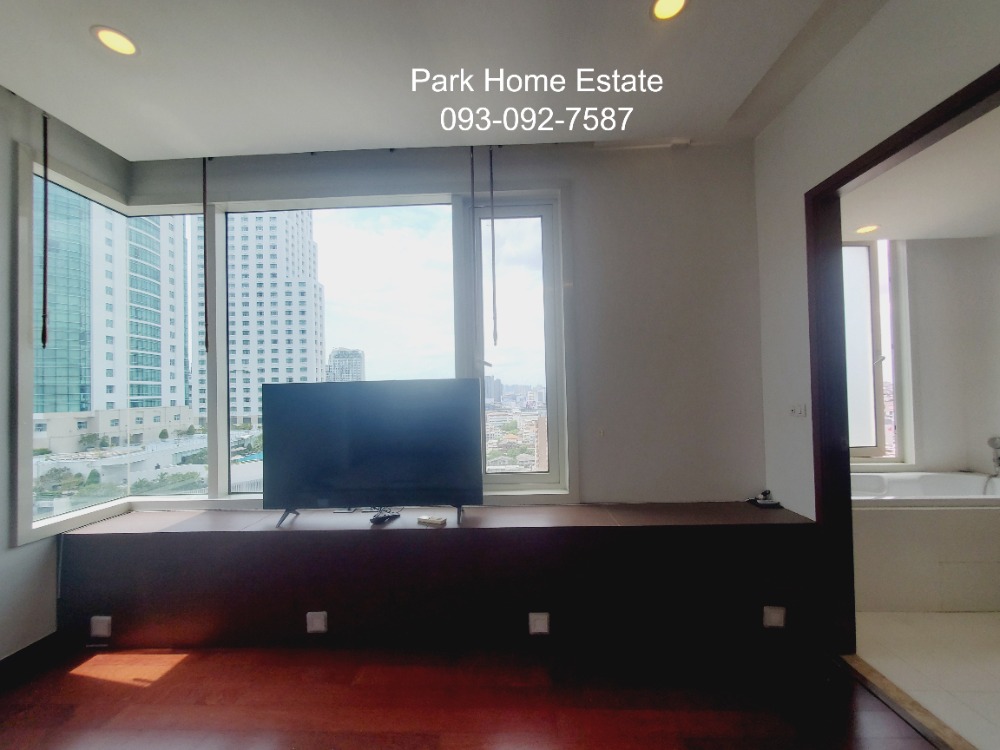 For RentCondoWitthayu, Chidlom, Langsuan, Ploenchit : 📣Pet friendly condo For rent Manhattan Chidlom / 2 Bedroom room 88.88 sq m. 📞 Line : @pukkhome (with @)