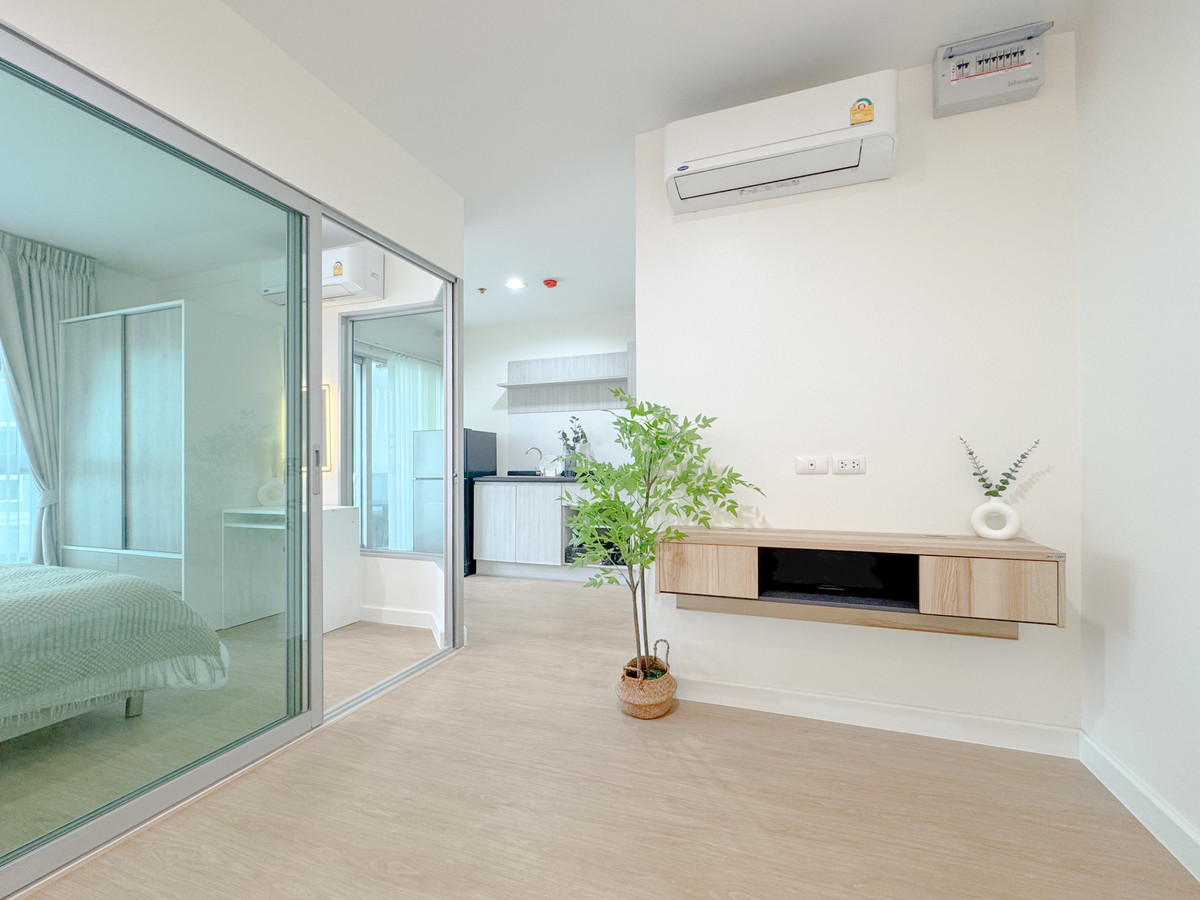 For SaleCondoChaengwatana, Muangthong : Condo for sale: Aspire Ngamwongwan, new room with all new furniture.