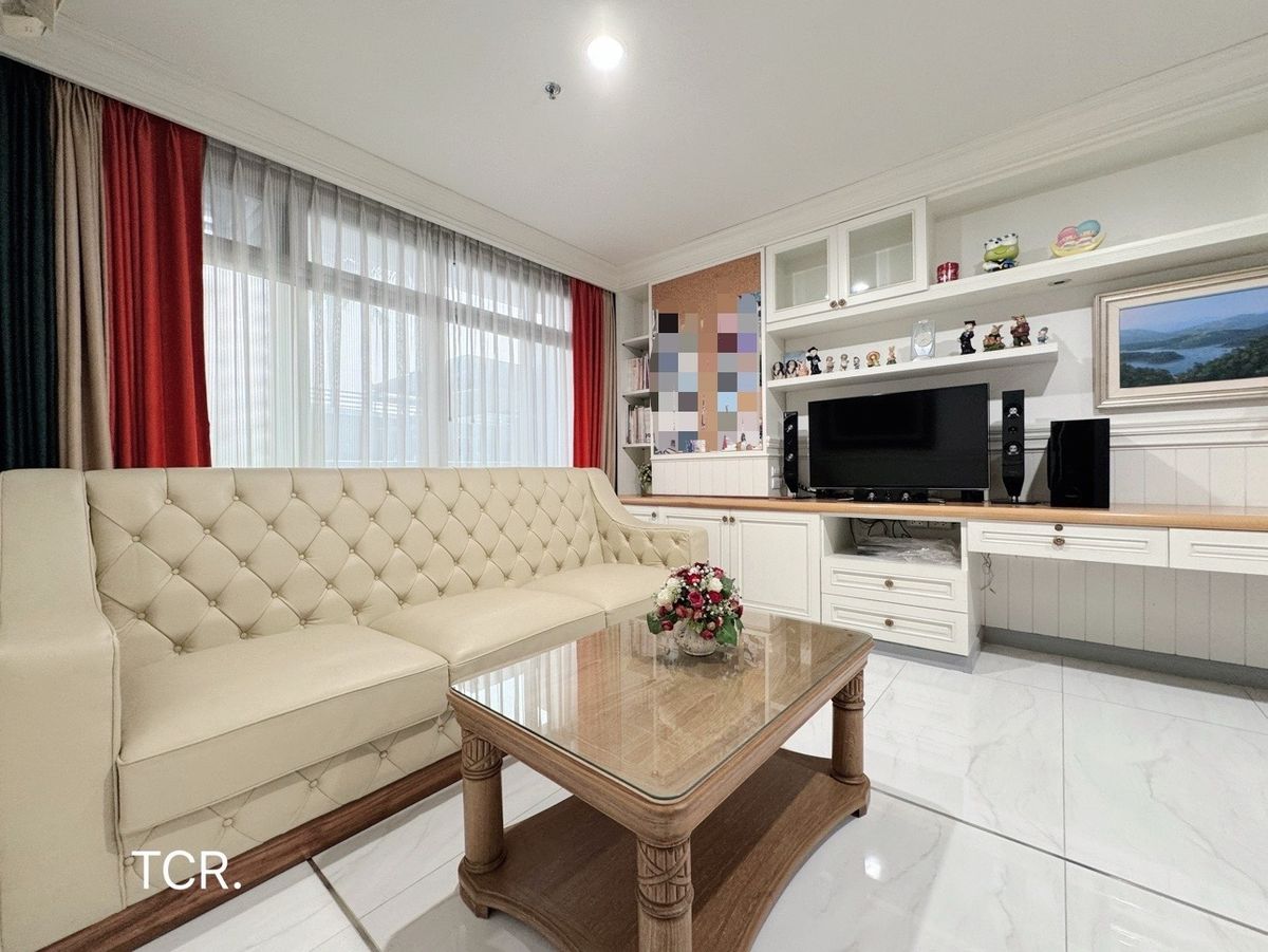 For RentCondoRatchadapisek, Huaikwang, Suttisan : 𝐑𝐡𝐲𝐭𝐡𝐦 𝐑𝐚𝐭𝐜𝐡𝐚𝐝𝐚 𝐟𝐨𝐫 𝐫𝐞𝐧𝐭 Vacant room, ready to move in ‼ Very spacious room, good location near MRT Ratchadaphisek, Esplanade Ratchada, The Street Ratchada, Major Ratchayothin