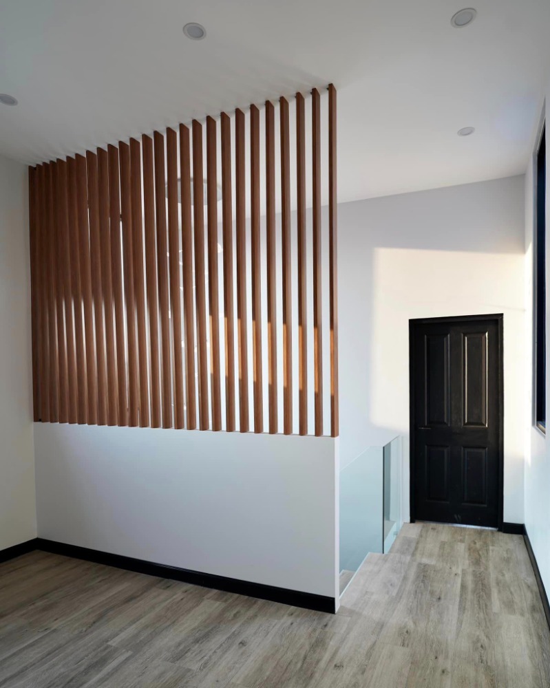 ขายบ้านบางนา แบริ่ง ลาซาล : บ้านเดี่ยว บางนา วิลล่า / 4 ห้องนอน (ขาย), Bangna Villa / Detached House 4 Bedrooms (FOR SALE) YOK093