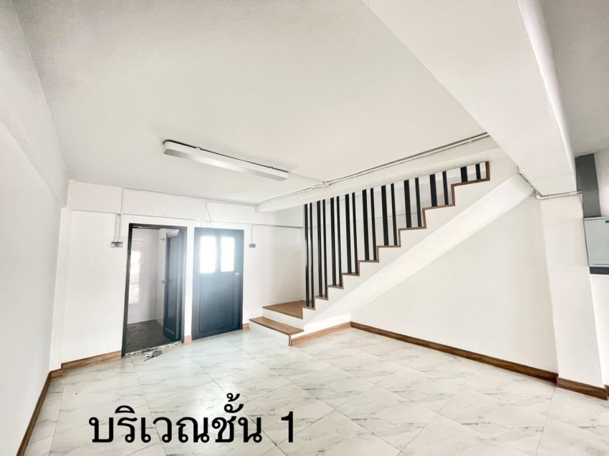 For SaleTownhomeRattanathibet, Sanambinna : ขายอาคารพาณิชย์ 3.5 ชั้น ซอยนนทบุรี 8 ใกล้ MRT นนท์1
