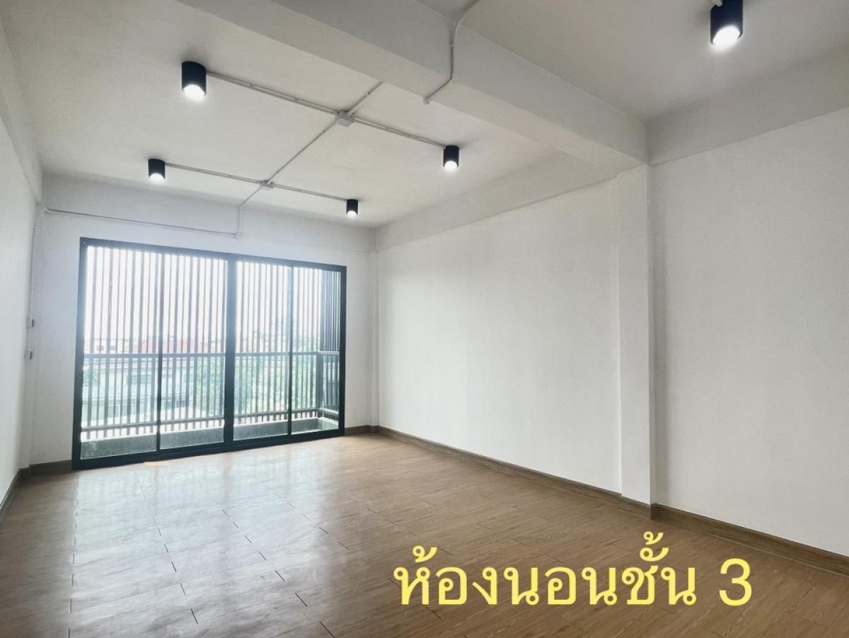 For SaleTownhomeRattanathibet, Sanambinna : ขายอาคารพาณิชย์ 3.5 ชั้น ซอยนนทบุรี 8 ใกล้ MRT นนท์1