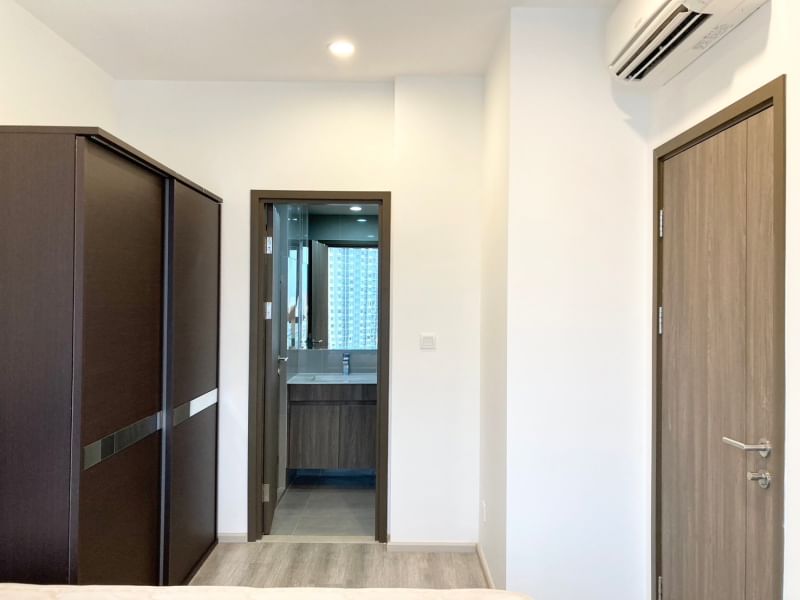 For RentCondoRama9, Petchburi, RCA : FOR Rent Ideo Mobi Asoke  1744/332