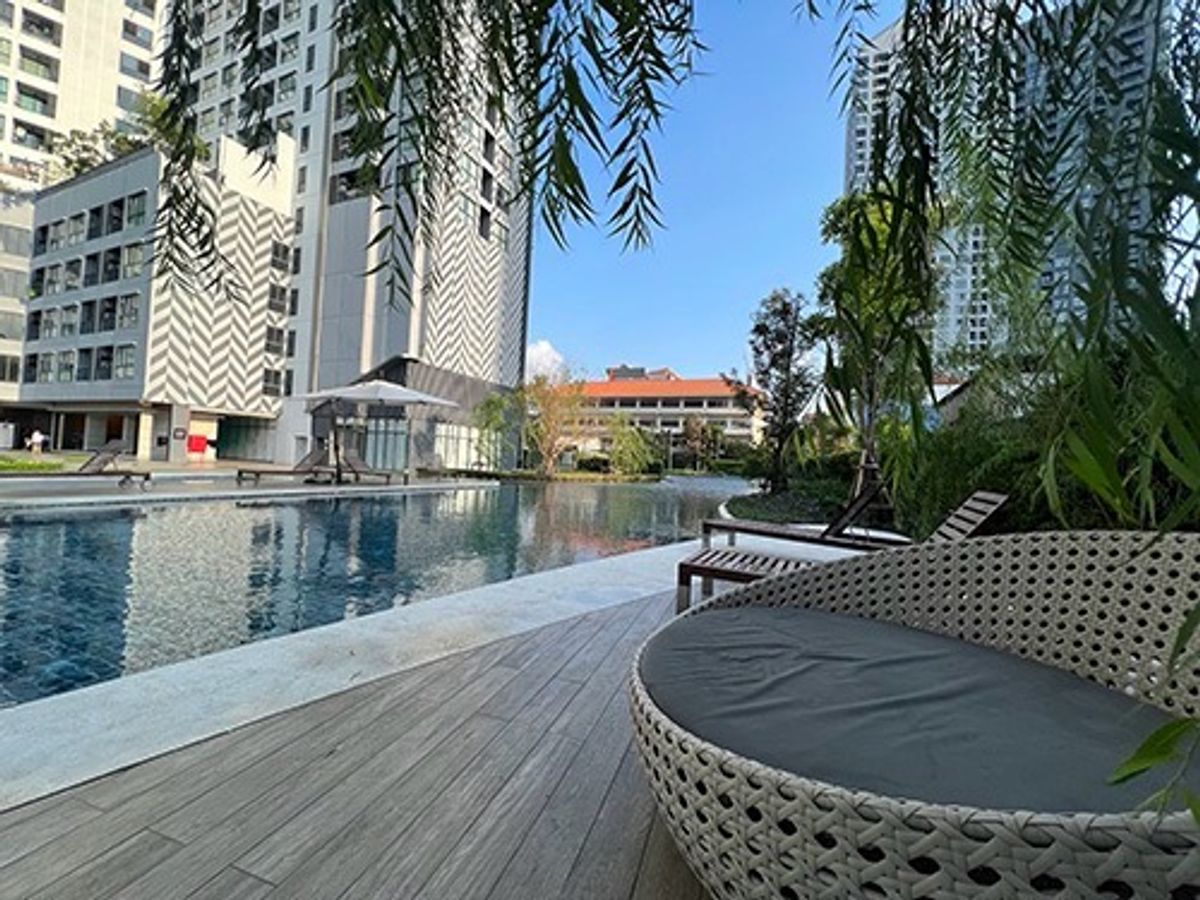 For SaleCondoBangna, Bearing, Lasalle : Urgent sale!  Ideo O2 Ideo O2 BTS Udom Samuk-Bangna 33 sq m, north side, beautiful, good view, not hot.