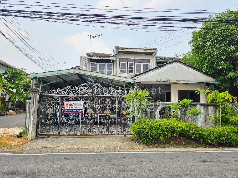 For SaleLandSamut Prakan,Samrong : For Sale!! Land with 2 Storey House at Chonlathep Village!! Area 209 sq.wa near Big C Bang Phli, Theparak road, Samutprakarn