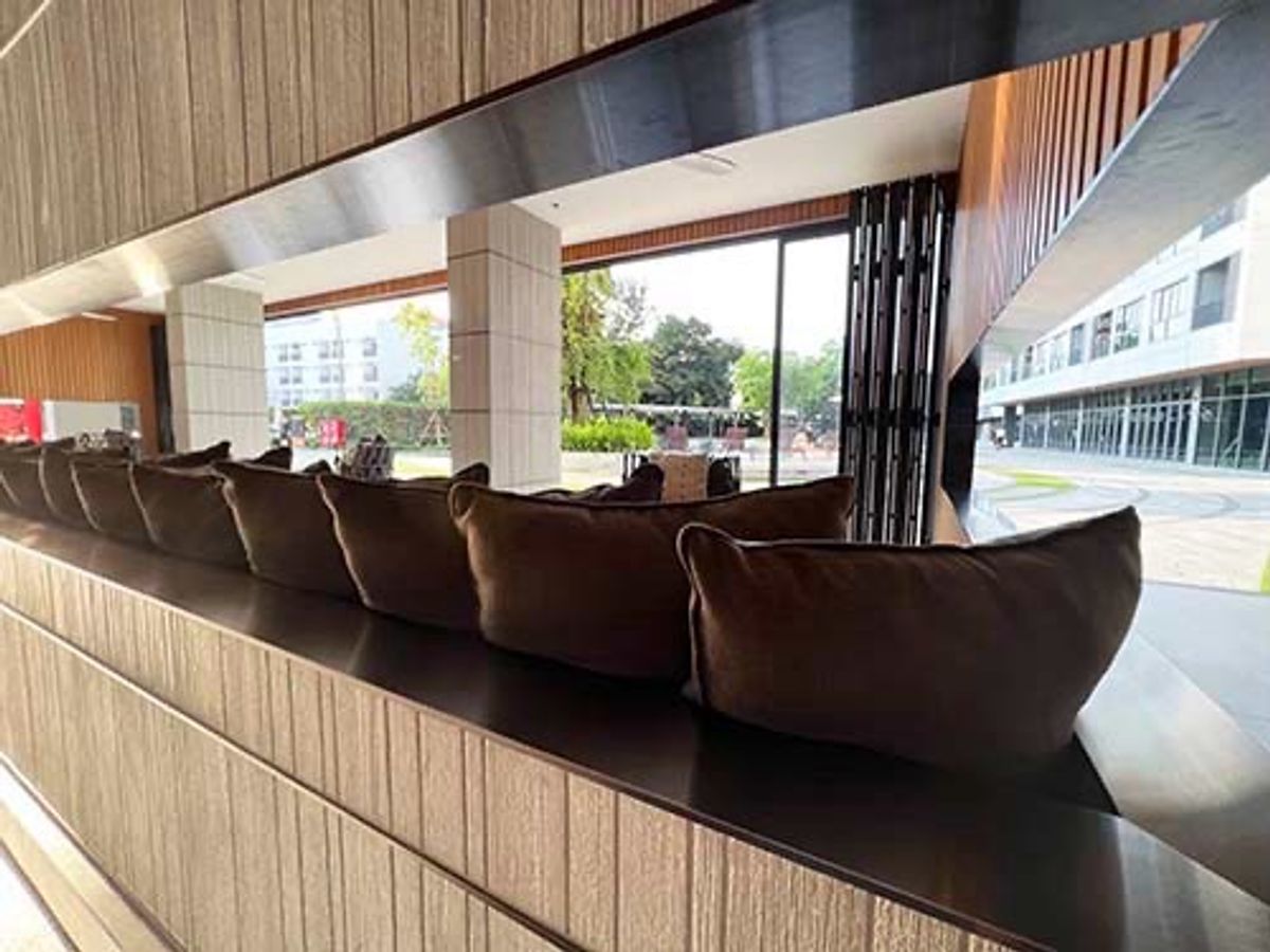 For SaleCondoBangna, Bearing, Lasalle : Urgent sale!  Ideo O2 Ideo O2 BTS Udom Samuk-Bangna 33 sq m, north side, beautiful, good view, not hot.