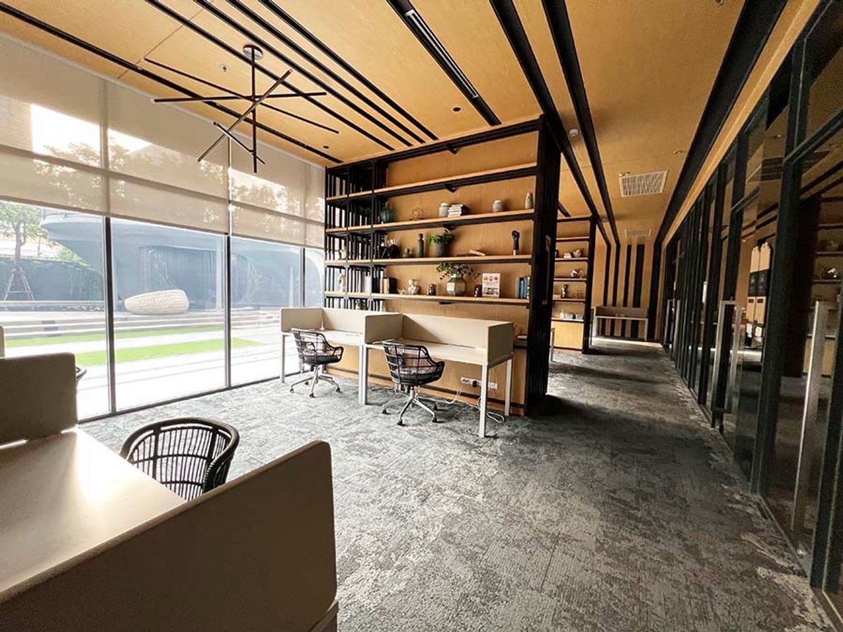 For SaleCondoBangna, Bearing, Lasalle : Urgent sale!  Ideo O2 Ideo O2 BTS Udom Samuk-Bangna 33 sq m, north side, beautiful, good view, not hot.