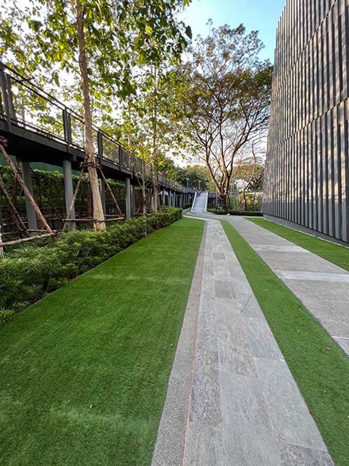 For SaleCondoBangna, Bearing, Lasalle : Urgent sale!  Ideo O2 Ideo O2 BTS Udom Samuk-Bangna 33 sq m, north side, beautiful, good view, not hot.