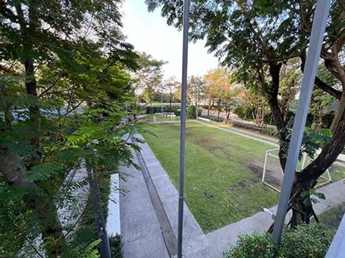 For SaleCondoBangna, Bearing, Lasalle : Urgent sale!  Ideo O2 Ideo O2 BTS Udom Samuk-Bangna 33 sq m, north side, beautiful, good view, not hot.