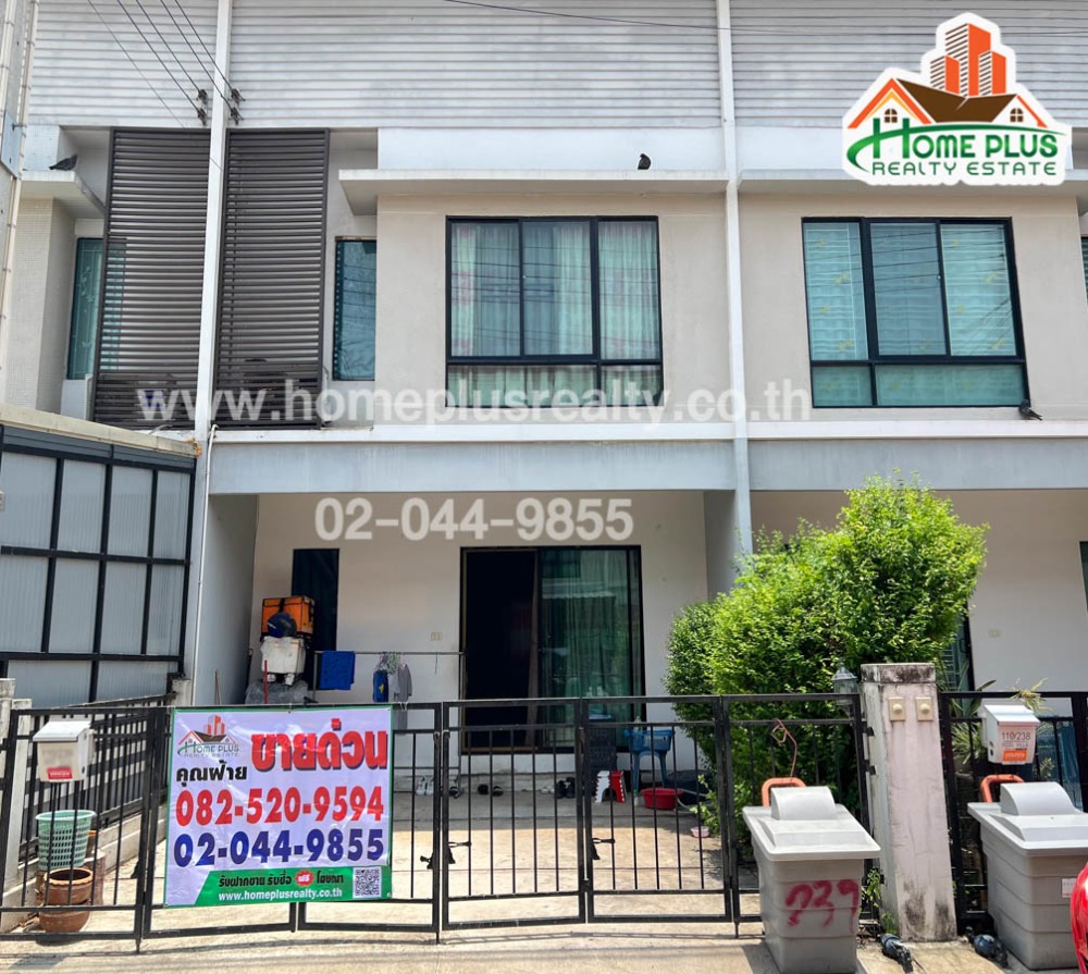 For SaleTownhomeChachoengsao : Modi Villa Project, Lat Krabang-Suvarnabhumi, near Siam Premium Outlets.