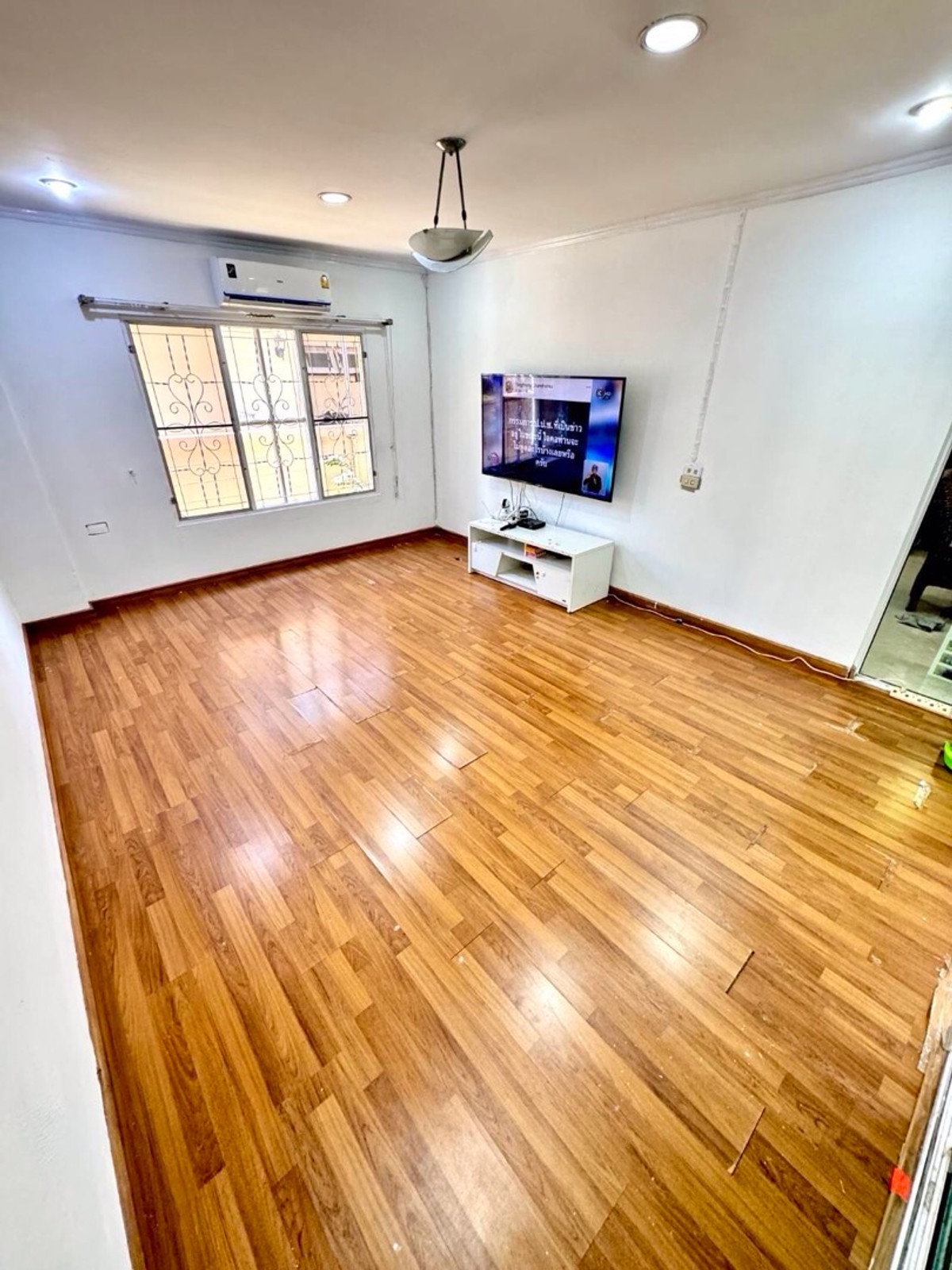 บ้านมีนบุรี-ร่มเกล้า : เสนอขายบ้านเดี่ยว2ชั้น 64 ตารางวา 4 ห้องนอน 3 ห้องน้ำ หมู่บ้านเพอเฟคเพลส เฟส2 รามคำแหง 164ซอย 30 ใกล้รถไฟฟ้าสีส้ม