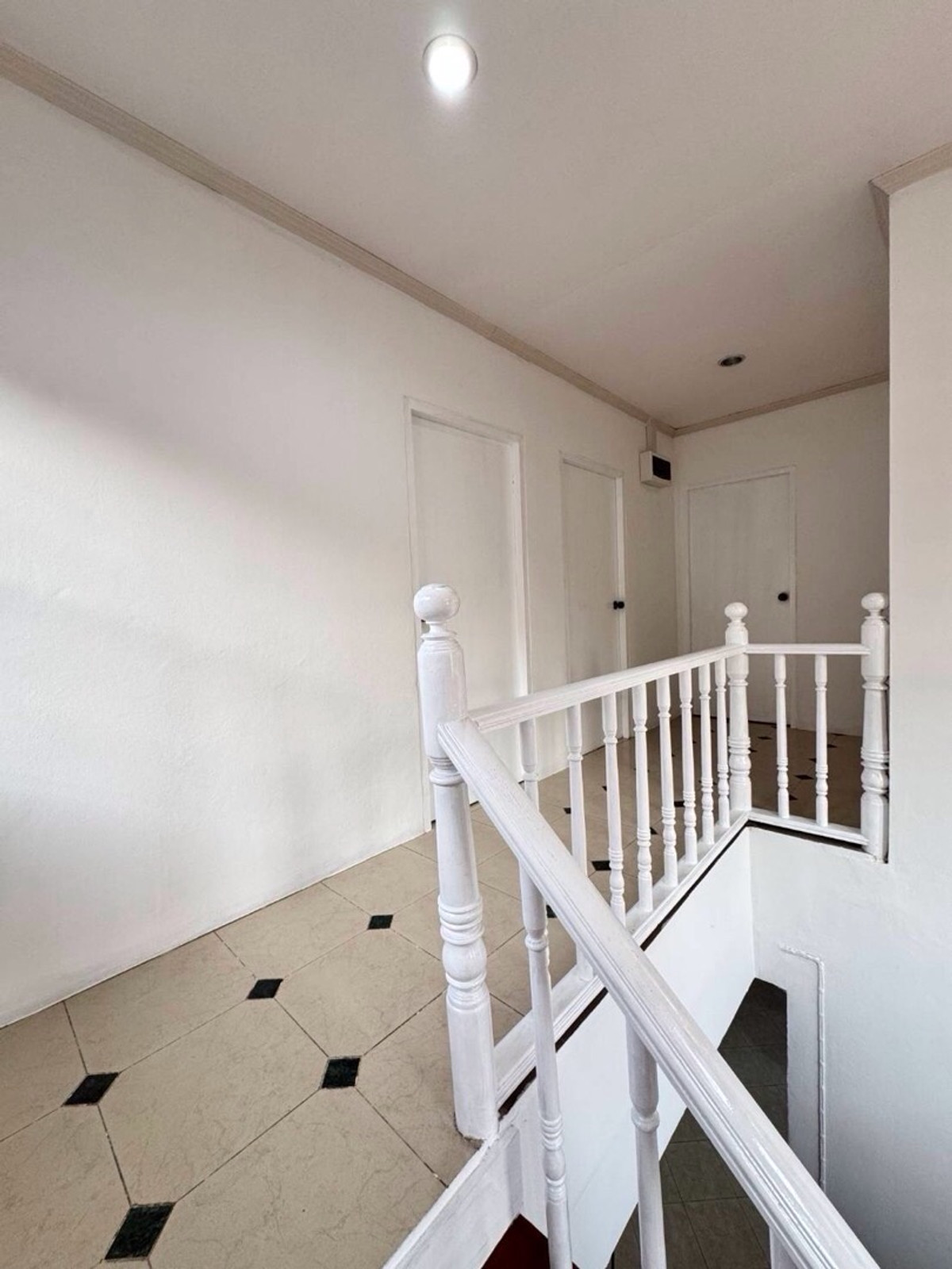 บ้านมีนบุรี-ร่มเกล้า : เสนอขายบ้านเดี่ยว2ชั้น 64 ตารางวา 4 ห้องนอน 3 ห้องน้ำ หมู่บ้านเพอเฟคเพลส เฟส2 รามคำแหง 164ซอย 30 ใกล้รถไฟฟ้าสีส้ม