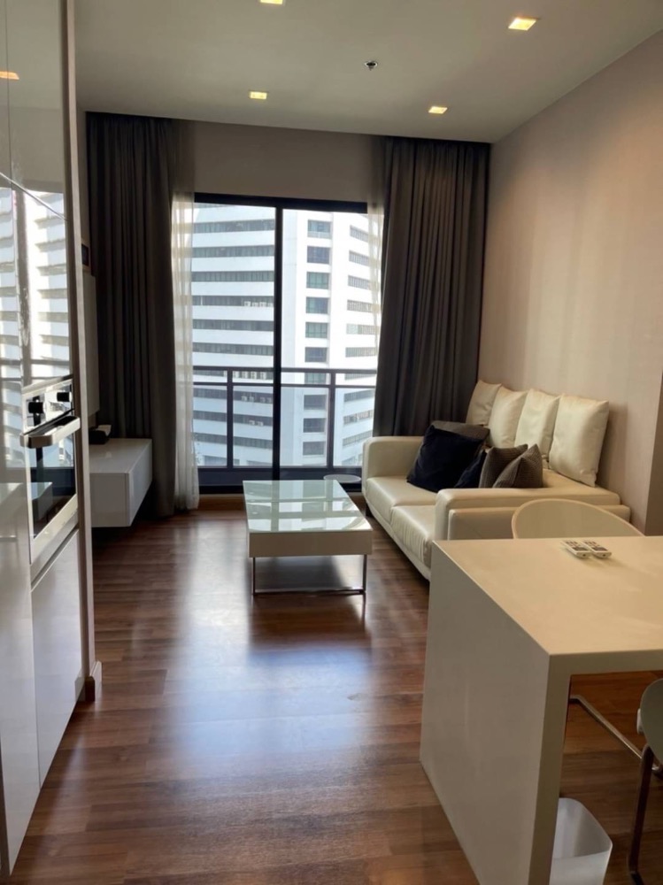 For RentCondoRatchadapisek, Huaikwang, Suttisan : For rent, Ivy Ampio Ratchada, near MRT. Rama IX central, Asoke Ratchada, beautiful room, ready to move in.