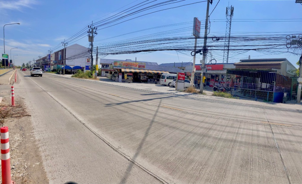 For SaleLandNonthaburi, Bang Yai, Bangbuathong : Land for Sale 13 rai front area close to Rural Rd. Nonthaburi 1009 near MRT Khlong Bang Phai, near Central West Gate