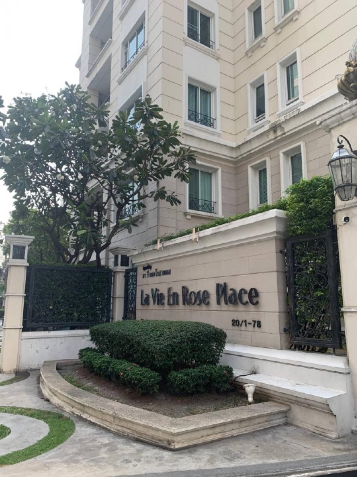 ขายคอนโดสุขุมวิท อโศก ทองหล่อ : 售通羅2房for sale at La vie en rose place in sukhumvit 363 mins (260 m) from E6 Thong Lo BTS2 bed 2bath