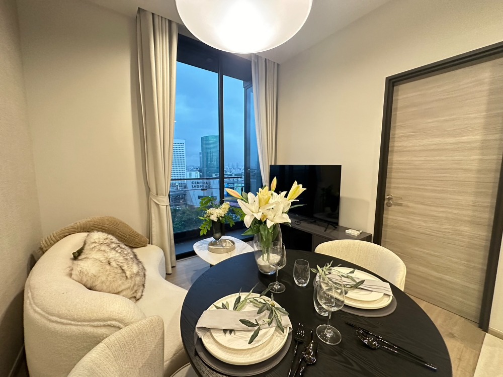 For RentCondoLadprao, Central Ladprao : For rent, 1 bedroom, fully furnished, garden view, Lat Phrao Intersection location.