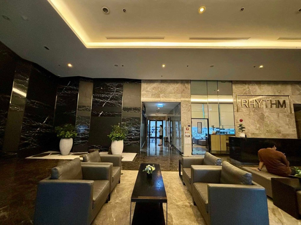 ขายคอนโดพระราม 9 เพชรบุรีตัดใหม่ RCA : S-RHA106 ขาย คอนโด ริธึ่ม อโศก2 ชั้น25 ขนาด 23.01ตร.ม. สตูดิโอ 1น้ำ 3.09ล้าน 064-959-8900