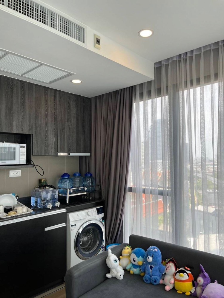 For RentCondoSiam Paragon ,Chulalongkorn,Samyan : Ashton Chula - Silom【𝐑𝐄𝐍𝐓】🔥 Luxurious room, large, airy, lots of storage, 2 bedrooms, 2 bathrooms, fully furnished. Complete central area Near Samyan Mitrtown.🔥Contact Line ID: @hacondo
