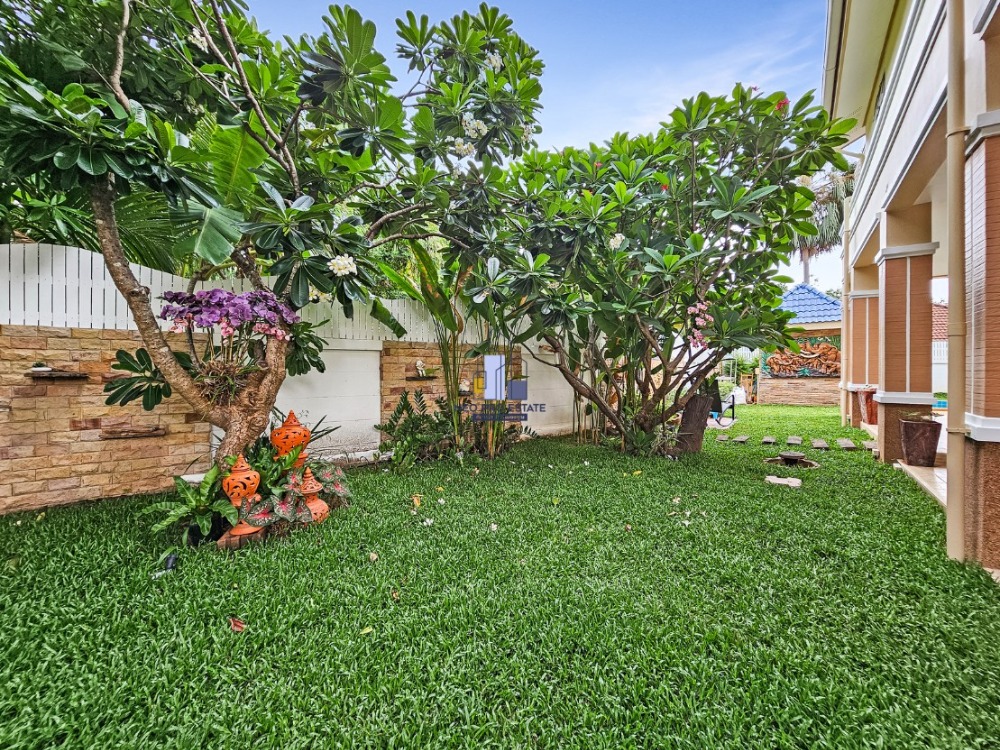 ขายบ้านขอนแก่น : บ้านเดี่ยว สองชั้น ปรับปรุงใหม่ มีสระว่ายน้ำส่วนตัว เนื้อที่ 131.5 ตารางวา ริมบึงแก่นนคร ขอนแก่น