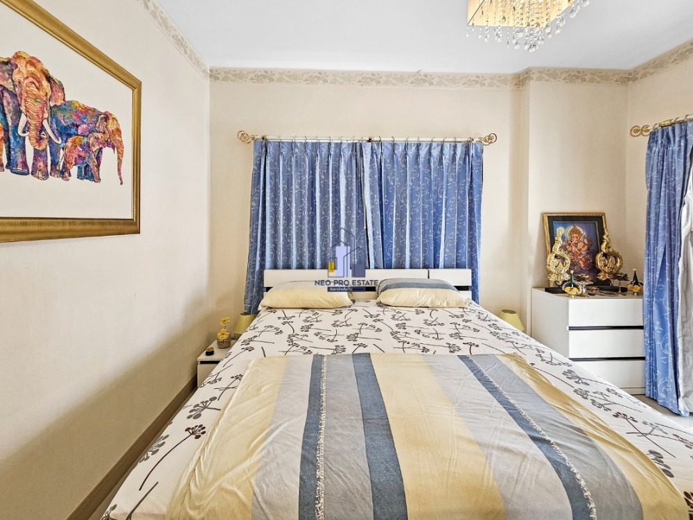 ขายบ้านขอนแก่น : บ้านเดี่ยว สองชั้น ปรับปรุงใหม่ มีสระว่ายน้ำส่วนตัว เนื้อที่ 131.5 ตารางวา ริมบึงแก่นนคร ขอนแก่น