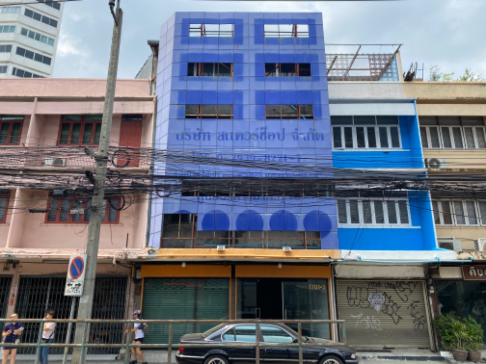 ขายอาคารพาณิชย์ลาดพร้าว เซ็นทรัลลาดพร้าว : ขายถูก อาคารพาณิชย์ 4 ชั้น 2 คูหา ติดถนนลาดพร้าว (ใกล้ซอย43/2) ใกล้รถไฟฟ้าสายสีเหลือง สถานีภาวนา 500เมตร