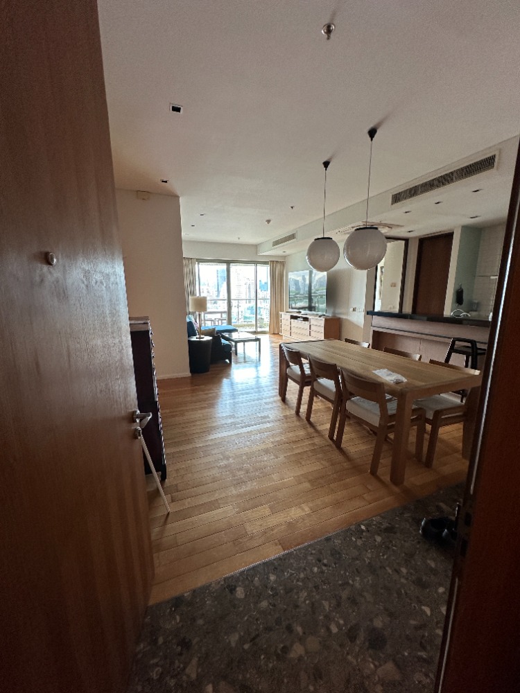 ให้เช่าคอนโดสุขุมวิท อโศก ทองหล่อ : The Lake @BTS ASoke (2 Bed 109 Sqm) for RENT 70,000 THB Negotiable
