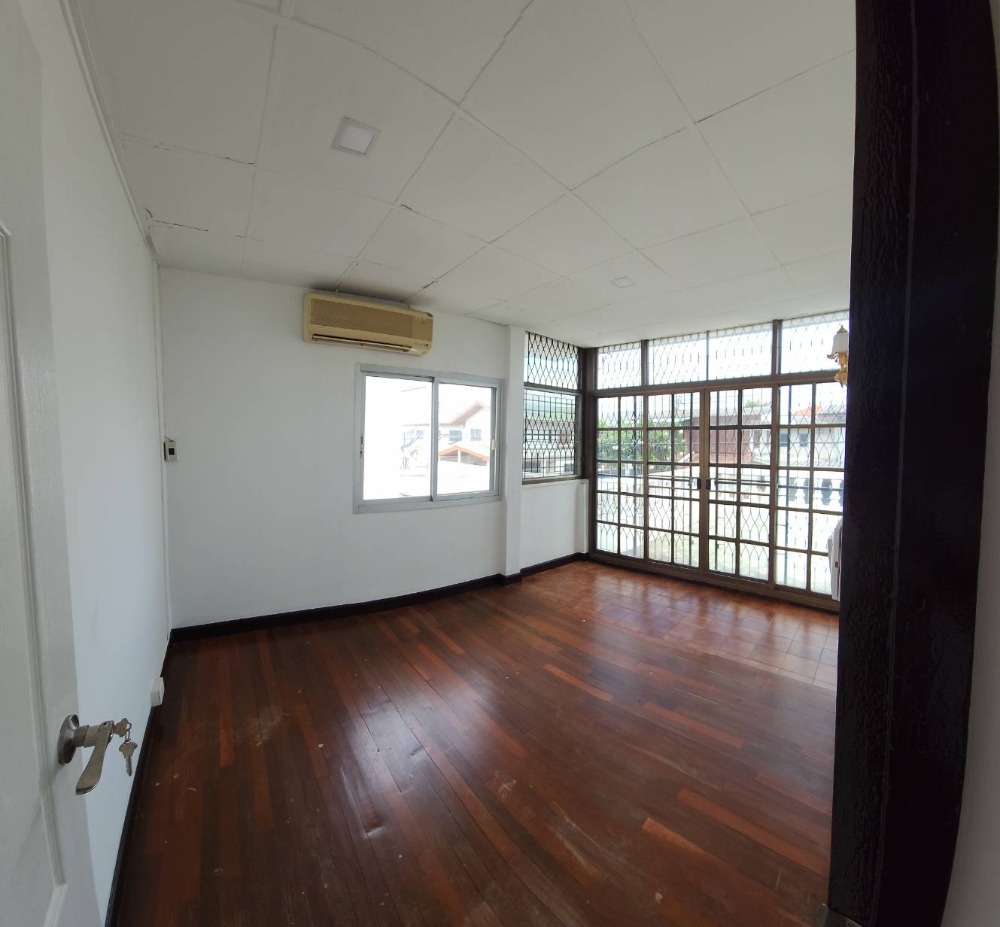 ให้เช่าบ้านเกษตร นวมินทร์ ลาดปลาเค้า : ให้เช่า บ้านเดี่ยว 2 ชั้น 65 ตรว.ปรับปรุงใหม่ อยู่ เสนานิเวศน์ ประเสริฐมนูกิจ18